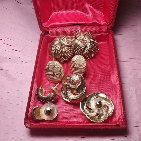 Monet Jewelry - Vintage Monet Earrings